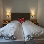 公寓 Spacious Near Area In 迈尔霍芬