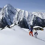 Spacious Near Area In Apartmán Mayrhofen