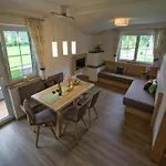 Apartmán Spacious Near Area In Mayrhofen