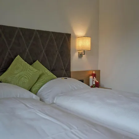 Spacious Near Area In Appartement *