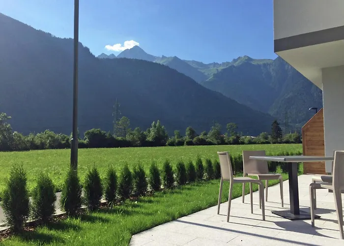 Spacious Near Area In Apartmán