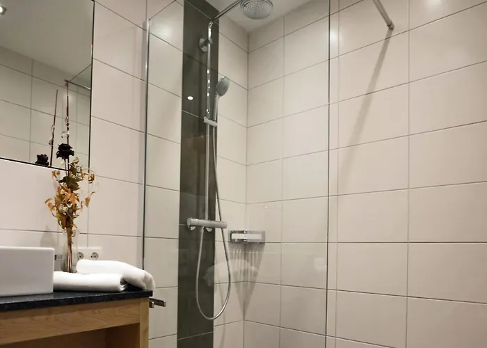 Spacious Near Area In