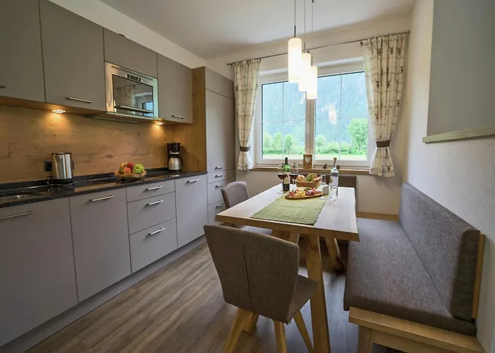 Spacious Near Area In Apartmán