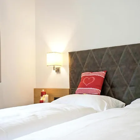 Spacious Near Area In