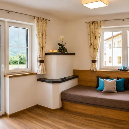 Spacious Near Area In Apartamento Mayrhofen